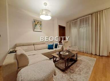 Cetvorosoban stan, Beograd, Vračar (centar), prodaja, 87m2, 389000e, id1453610