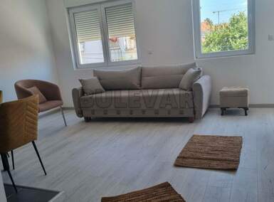 Garsonjera, Niš, Pantelej(Niš), izdavanje, 33m2, 300e, id1453675