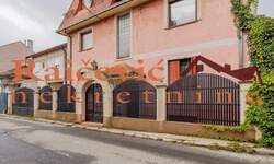 Kuca, Beograd, Uciteljsko Naselje, izdavanje, 250m2, 2700e, id1453747