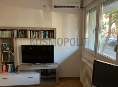 Dvosoban stan, Beograd, Blok 11, Hotel Jugoslavija, izdavanje, 44m2, 500e, id1236546