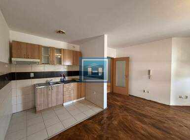 Jednoiposoban stan, Jagodina, izdavanje, 54m2, 220e, id1453771