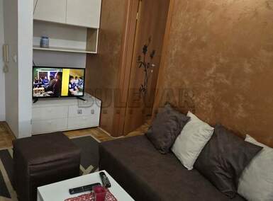 Jednosoban stan, Niš, Crveni Krst, izdavanje, 32m2, 300e, id1453836