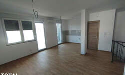 Cetvorosoban stan, Sremska Kamenica, Alibegovac, prodaja, 92m2, 165000e, id1453944