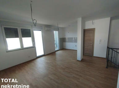 Cetvorosoban stan, Sremska Kamenica, Alibegovac, prodaja, 92m2, 165000e, id1453944