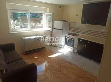 Trosoban stan, Beograd, Zemun (novi Grad), izdavanje, 45m2, 350e, id1454110
