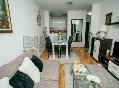 Trosoban stan, Niš, Centar, izdavanje, 64m2, 400e, id791114