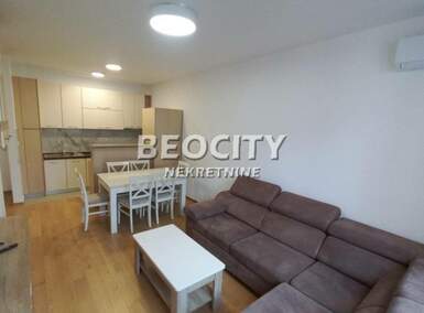 Trosoban stan, Novi Sad, Bulevar Oslobođenja, izdavanje, 60m2, 800e, id1454407