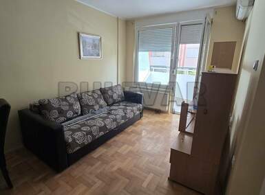 Jednoiposoban stan, Niš, Centar, izdavanje, 43m2, 380e, id1454809