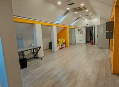 Poslovni prostor / Lokal, Kragujevac, izdavanje, 300m2, 1600e, id1454835