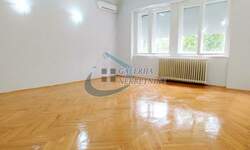 Poslovni prostor / Lokal, Beograd, Senjak, izdavanje, 80m2, 700e, id799262