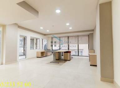 Poslovni prostor / Lokal, Beograd, Hram Sv. Save, izdavanje, 91m2, 1390e, id1455423