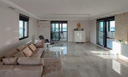 Stan, Beograd, Visnjica, izdavanje, 277m2, 3000e, id1455519