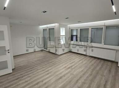 Trosoban stan, Niš, Dom zdravlja, prodaja, 89m2, 186000e, id1455697