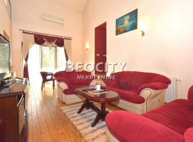 Kuca, Beograd, Mladenovac (mesto), prodaja, 320m2, 300000e, id1455852