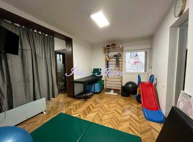 Trosoban stan, Beograd, Lekino Brdo, prodaja, 71m2, 200000e, id1380781