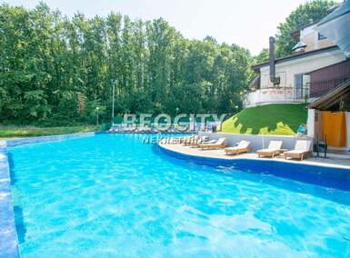 Poslovni prostor / Lokal, Smederevska Palanka, Jezero Kudrec, prodaja, 1860m2, 1800000e, id1457958