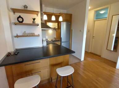 Jednoiposoban stan, Novi Sad, izdavanje, 42m2, 450e, id1458659