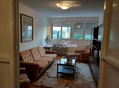 Trosoban stan, Beograd, Blok 1 (Fontana), izdavanje, 68m2, 500e, id1453559