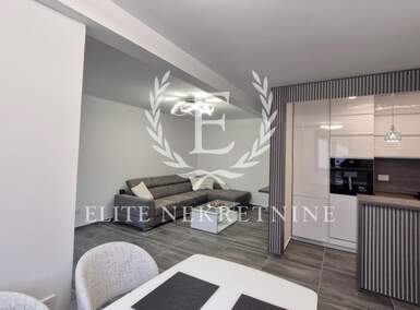 Trosoban stan, Beograd, Denkova Bašta, izdavanje, 62m2, 800e, id1458697