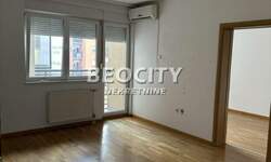 Dvosoban stan, Novi Sad, Bulevar Oslobođenja, izdavanje, 40m2, 400e, id1458744