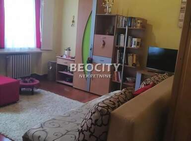 Jednosoban stan, Novi Sad, Centar, izdavanje, 38m2, 150e, id1459239
