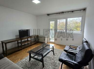 Jednoiposoban stan, Niš, Železnička stanica, izdavanje, 57m2, 300e, id1459252