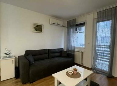 Garsonjera, Novi Sad, izdavanje, 31m2, 400e, id1459606