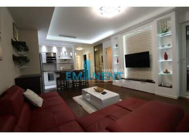 Trosoban stan, Beograd, Blok 67a, A Blok, izdavanje, 76m2, 1550e, id795217