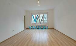 Poslovni prostor / Lokal, Novi Sad, Centar, izdavanje, 61m2, 650e, id1459651