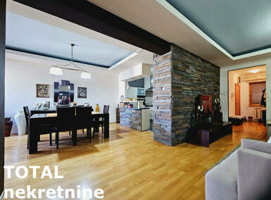 Cetvorosoban stan, Novi Sad, Bulevar, prodaja, 134m2, 348400e, id1127949