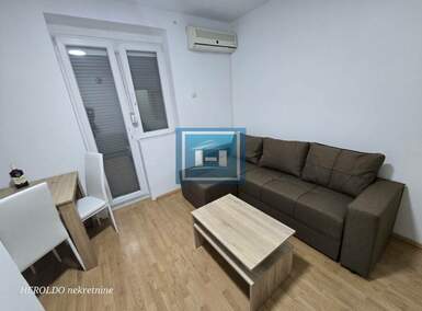 Jednoiposoban stan, Vranje, izdavanje, 40m2, 300e, id1460083