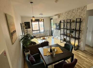 Jednoiposoban stan, Niš, Centar, izdavanje, 43m2, 400e, id1360709