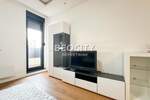 Trosoban stan, Beograd, Vračar (centar), izdavanje, 65m2, 900e, id1460368
