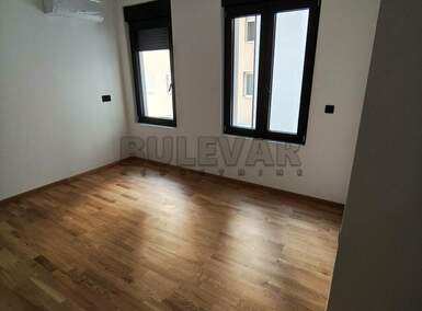 Jednosoban stan, Niš, Centar, izdavanje, 33m2, 350e, id1460466