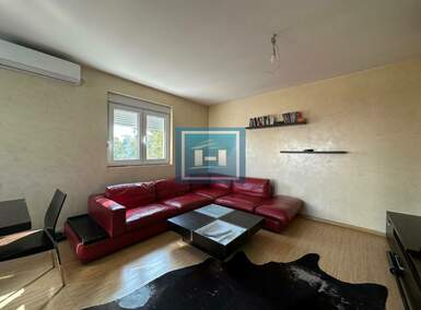 Dvosoban stan, Paraćin, izdavanje, 48m2, 450e, id1460489