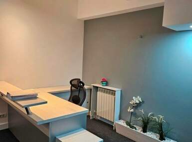 Poslovni prostor / Lokal, Beograd, Hram Sv. Save, izdavanje, 90m2, 1400e, id1285919