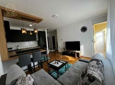 Jednoiposoban stan, Novi Sad, izdavanje, 42m2, 450e, id1461087