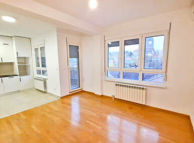 Trosoban stan, Beograd, Banjica, prodaja, 65m2, 205000e, id1461278