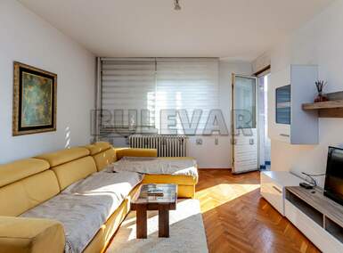 Trosoban stan, Niš, Crveni pevac, prodaja, 69m2, 128750e, id1461290