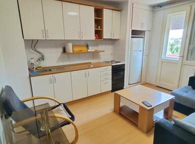 Jednoiposoban stan, Jagodina, izdavanje, 38m2, 150e, id1238016
