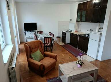 Dvosoban stan, Novi Sad, izdavanje, 47m2, 360e, id1461503