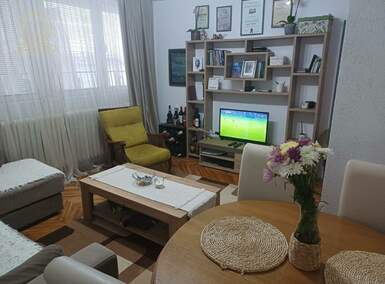 Dvosoban stan, Kragujevac, prodaja, 52m2, 90000e, id1461621