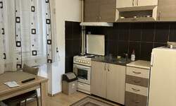 Jednoiposoban stan, Niš, Pravni fakultet, izdavanje, 30m2, 300e, id1461668