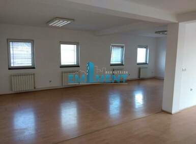 Poslovni prostor / Lokal, Beograd, Altina, izdavanje, 160m2, 900e, id1461690
