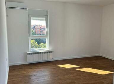 Trosoban stan, Kragujevac, prodaja, 72m2, 142000e, id1463681