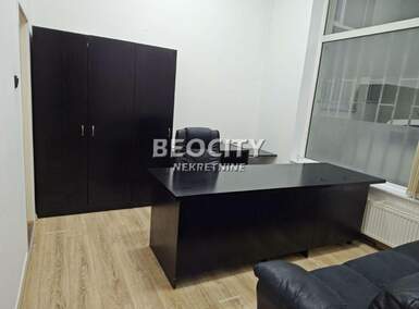 Poslovni prostor / Lokal, Novi Sad, Centar, izdavanje, 18m2, 250e, id1463709