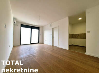 Cetvorosoban stan, Novi Sad, Centar, prodaja, 82m2, 238600e, id1464821