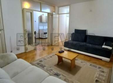 Jednosoban stan, Niš, Bulevar Nemanjića, izdavanje, 36m2, 270e, id1465873