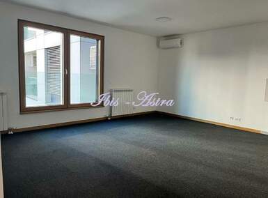 Poslovni prostor / Lokal, Beograd, Blok 65, izdavanje, 53m2, 700e, id1466081