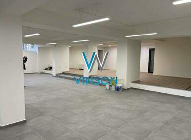 Poslovni prostor / Lokal, Novi Sad, Bulevar Oslobođenja, izdavanje, 212m2, 2000e, id1448113